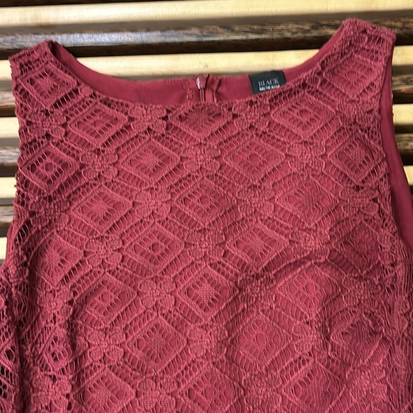 NWT Saks Fifth Avenue Black Label Lined Dress - Size 8 - Picture 2 of 6